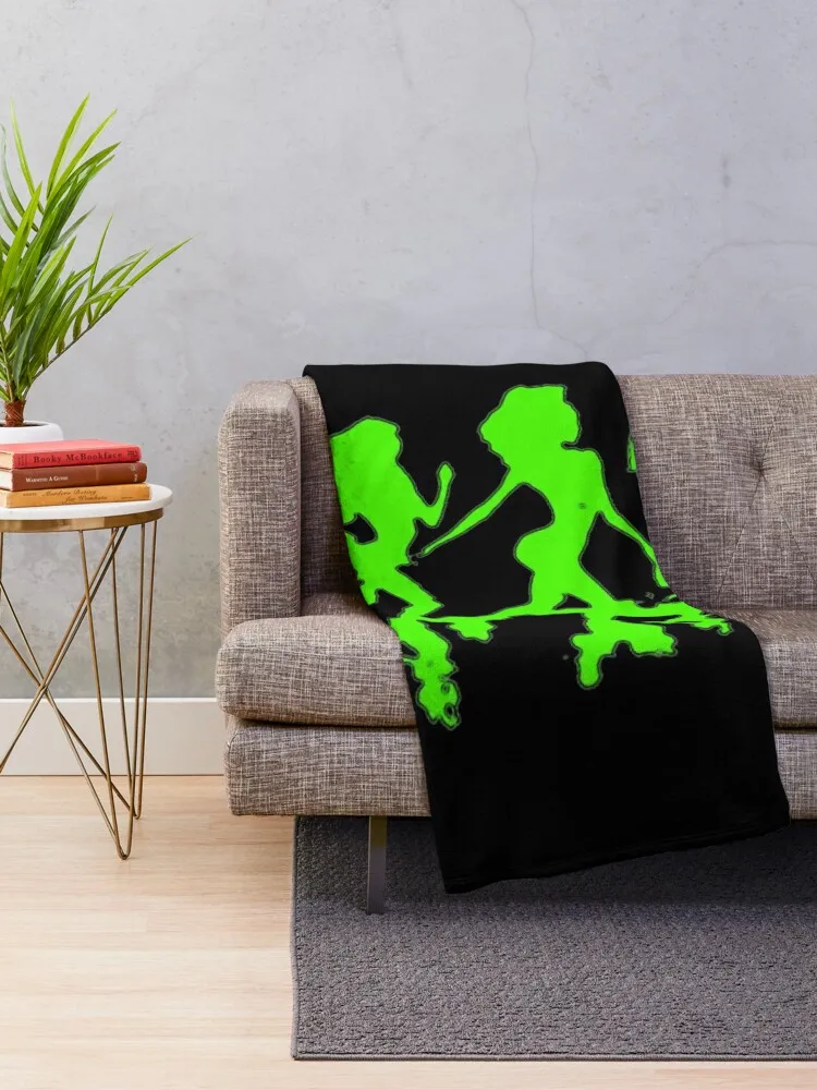 Three Sisters Roller Skating Silhouette Green Summer Vibe Throw Blanket Blankets Sofas Of Decoration Winter beds Blankets