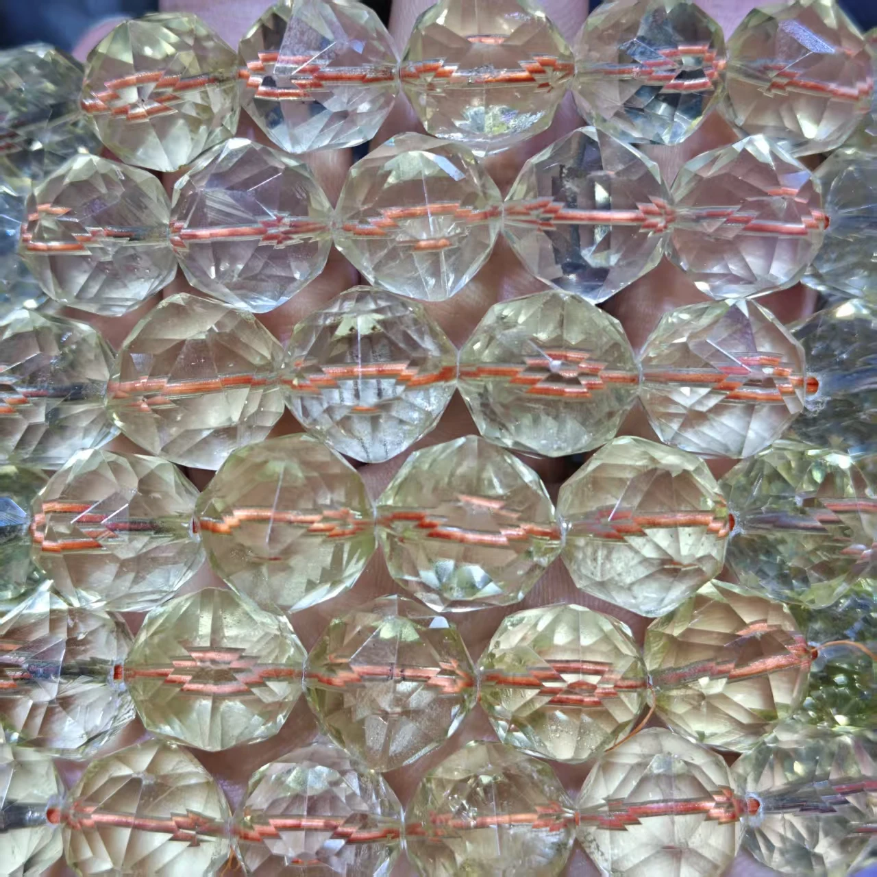 Xingyu Natürliche AAA Brasilianische Citrin Unregelmäßige Diamantgeschliffene Glatte Runde Lose Armbandperlen für Schmuckherstellung und Design – Detail 2