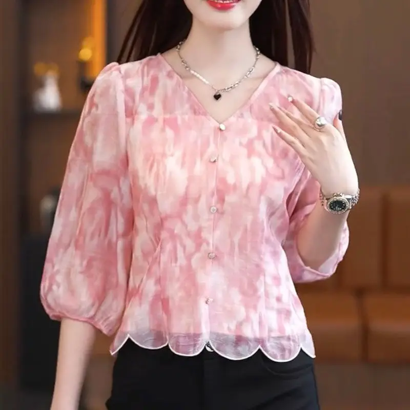 2024 Women\'s Spring and Autumn New Fashion and Elegant V-neck Printed Button Mesh Korean Long Sleeved Slim Fit Chiffon Shirt Top