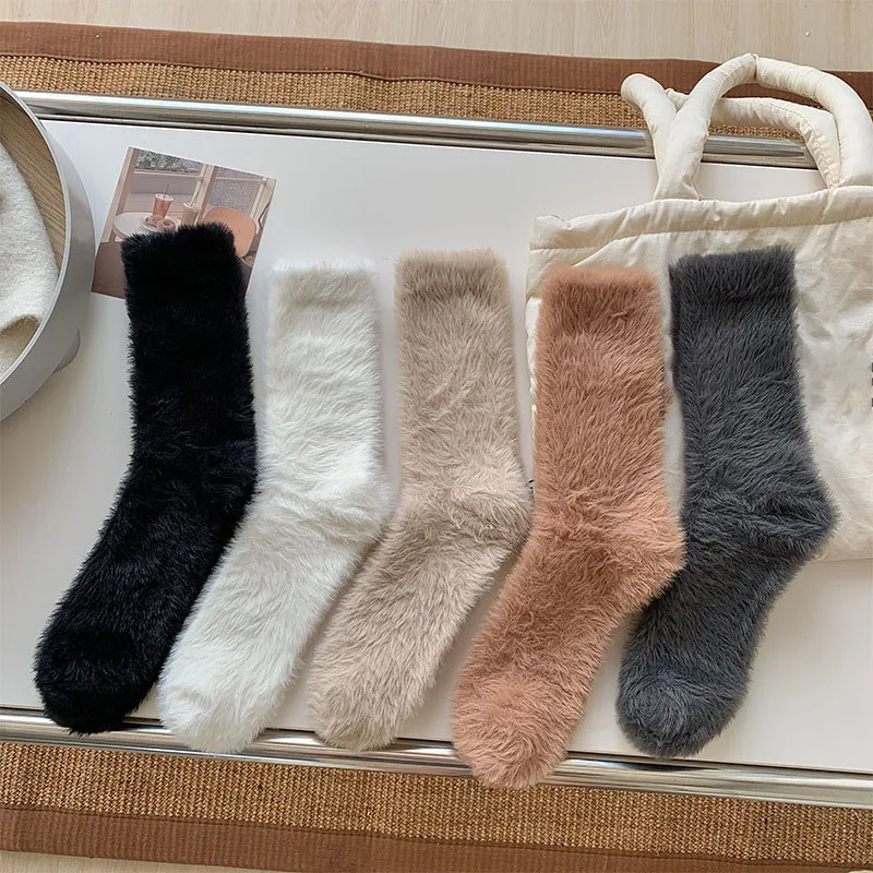 Autumn Winter Imitation Mink Fleece Middle Tube Socks Men\'s Solid Soft Plush Thickened Warm Socks Home Sleep Floor Socks For Men