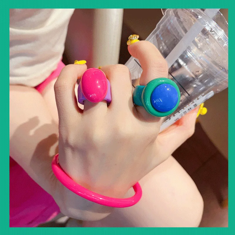 New Trendy Big Colorful Punk Finger Ring For Girls Personalized Simple Round Rings for Men and Women Party Fashion Jewelry Gifts