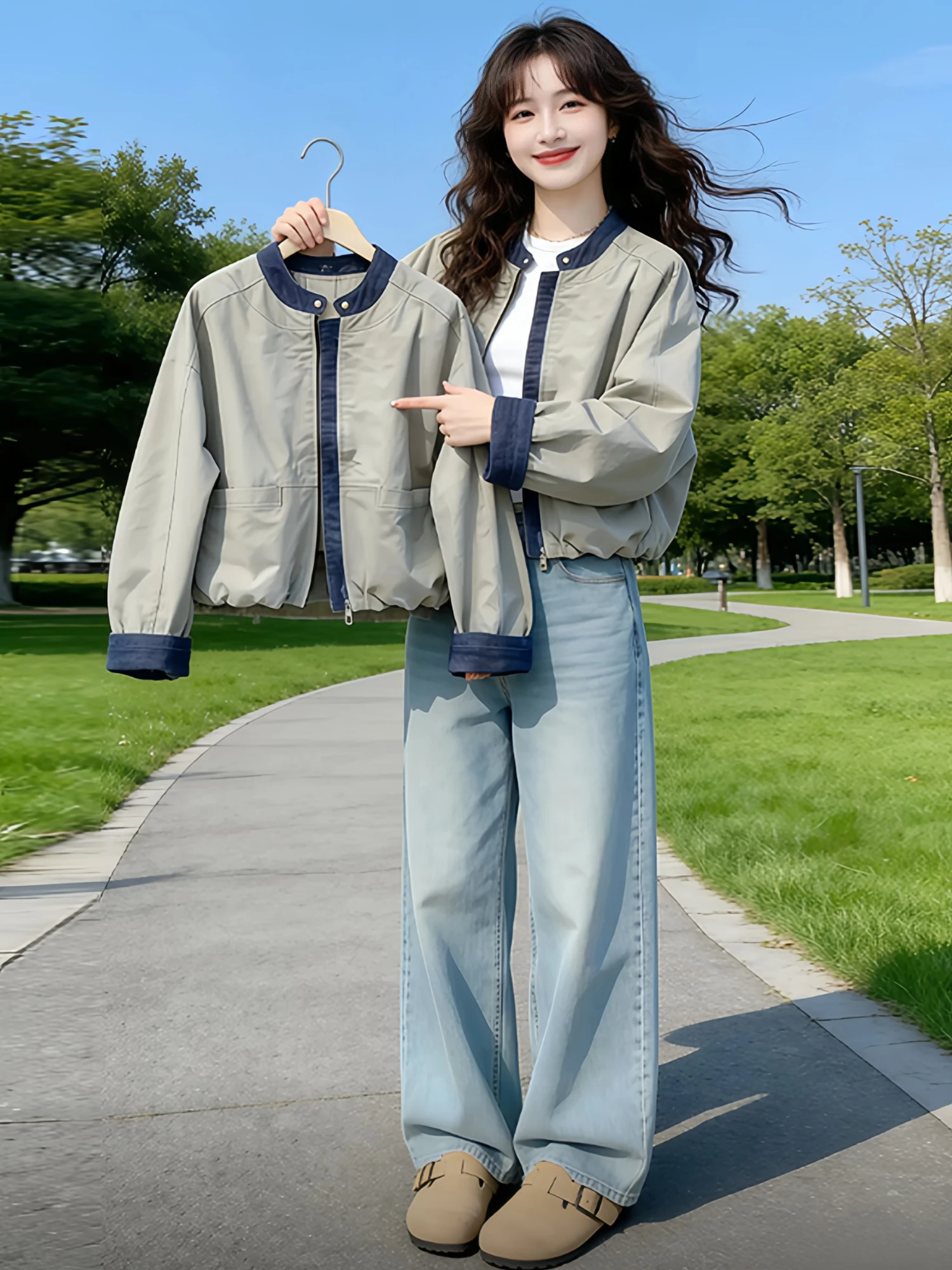 Retro Patchwork Denim Jacket Women's Loose Short Outerwear Spring 2026 Fashionable Zipper Closure Casual Style Thin Body Fit