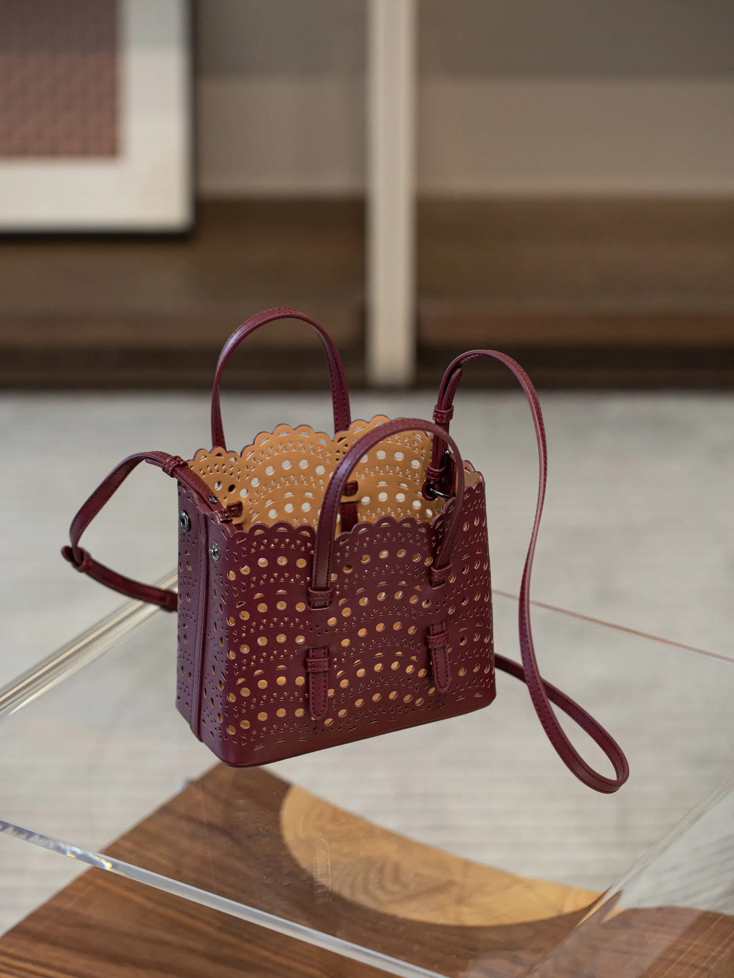 Brand Design Luxury High Quality Cowhide Shoulder Handbags For Women 2024 Fashion Large Capacity Genuine Leather Bucket Bag - view 2