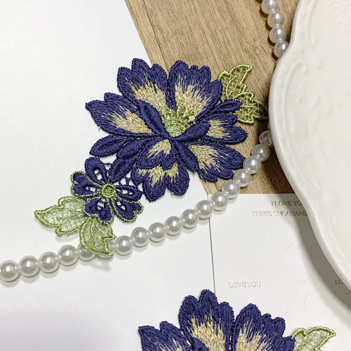 4Pcs/Lot 6*12cm Shiny Blue Gold Flower Hollow Gradient Sewing Motif Venise Lace Applique for Garment Embroidery Lace Patches