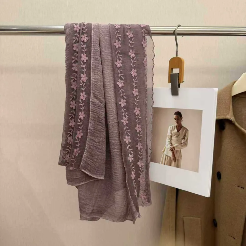 Versatile Cotton Linen Lace Patchwork Scarf Long Thin Thin Gauze Scarf Solid Color Breathable Shawl and Wrap for Women