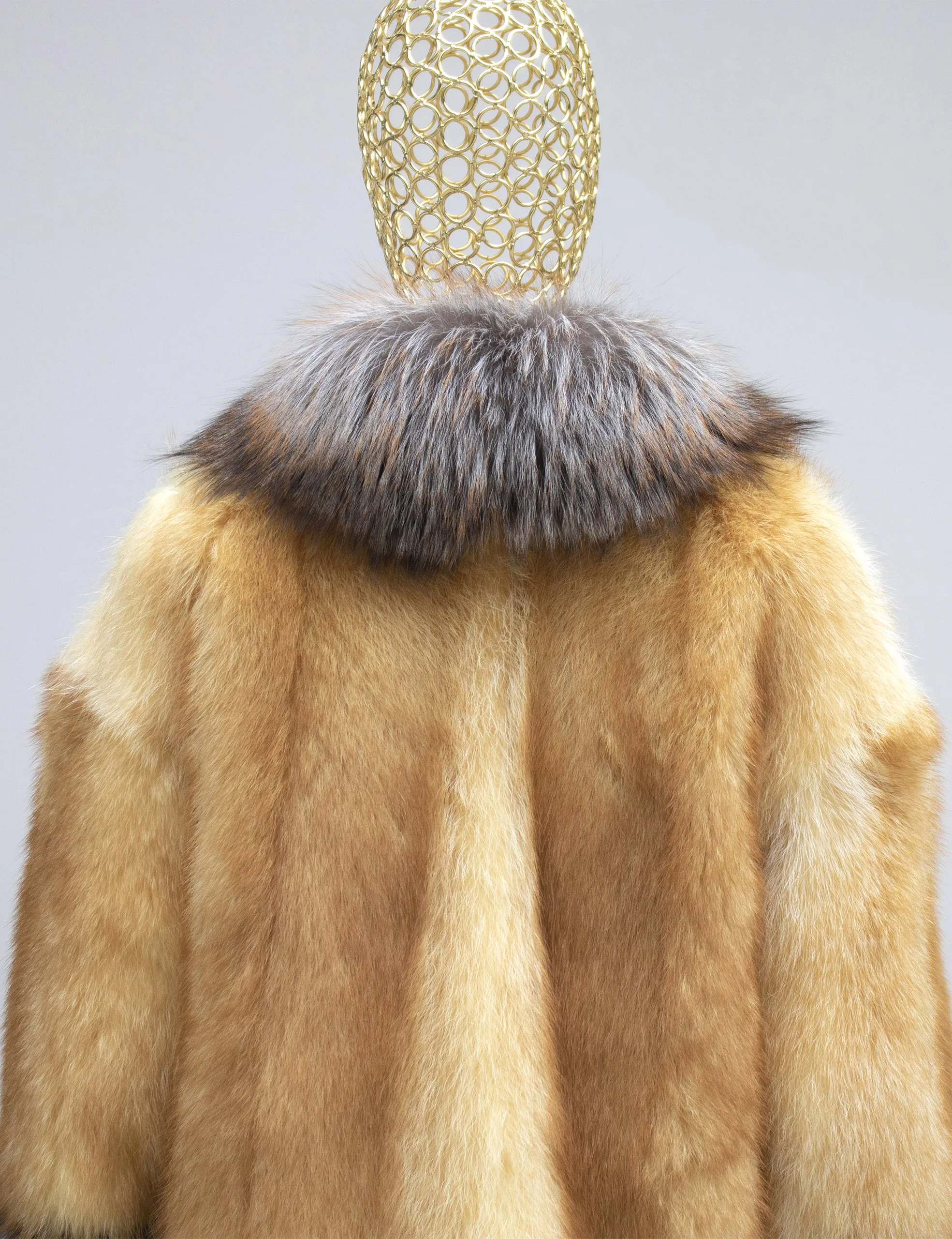 Damski płaszcz z prawdziwego futra szopa pracza z kołnierzem i mankietami z futra lisa srebrnego, ciepła kurtka zimowa, modny płaszcz.