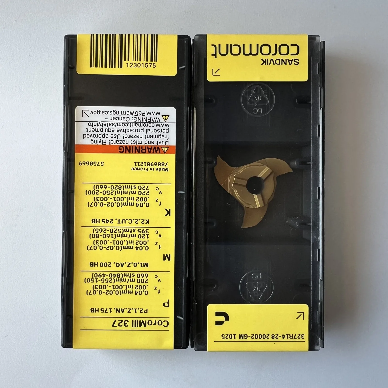 

SANDVIK / 327R14-2820002-GM 1025 / Оригинальное шведское лезвие из твердого сплава, 1 шт.