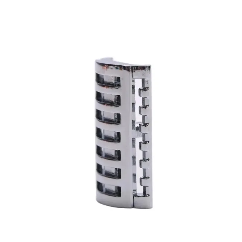 Yaqi 高品質安全かみそりヘッドメンズシェービングひげクロームカラー騎士ヘルメット新しいシェーバー交換アクセサリー