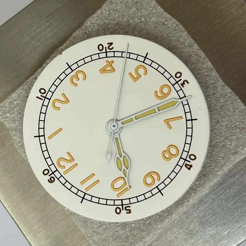 Watch Parts Vintage Style 28.5mm White Sterile Dial Super Green Luminous Date Window Suitable For NH35/36 Automatic Movement