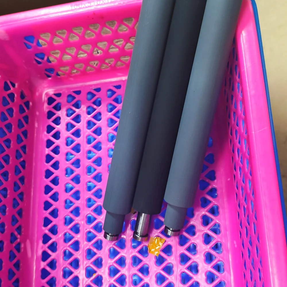 

Lower Pressure Roller For Use in Riso RZ 230 370 EV 2550 2560 3560 ES 2551 2561 2591 3561 MZ 730 EZ 230 B4