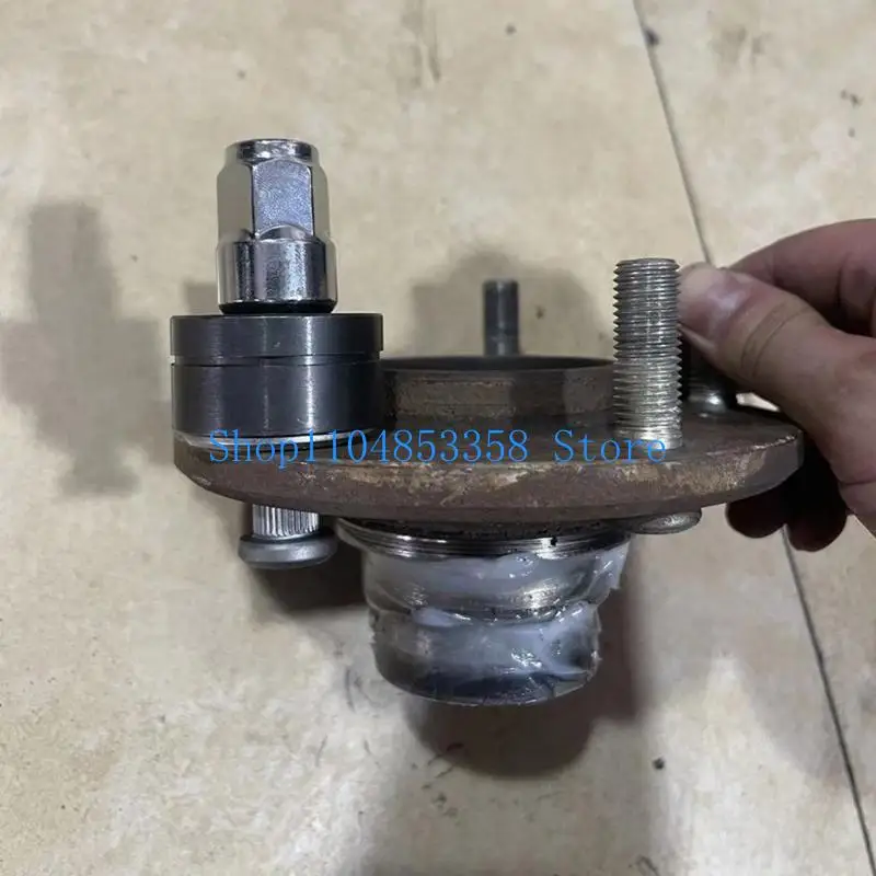 

652F 22800 Инструмент для быстрой установки колесных шпилек и шинных болтов для авторемонта