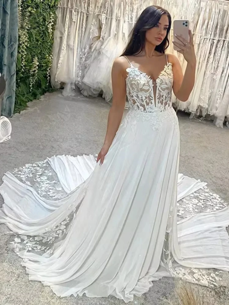 Boho robes De mariée en mousseline De soie col en v Spaghetti sangle appliqué une ligne dentelle robes De mariée Vestido De Novia