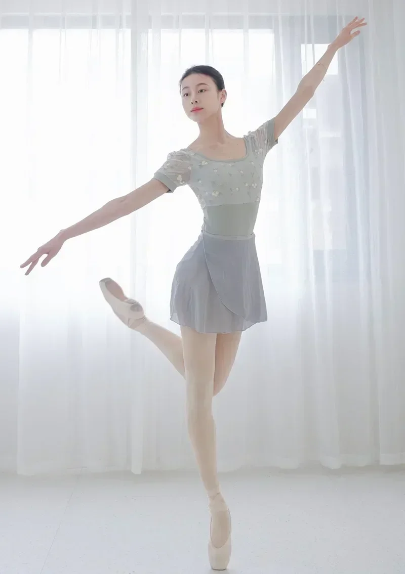 バレエダンスレオタード女性半袖レース体操運動衣装大人の安いバレエレオタード女の子ダンスウェア