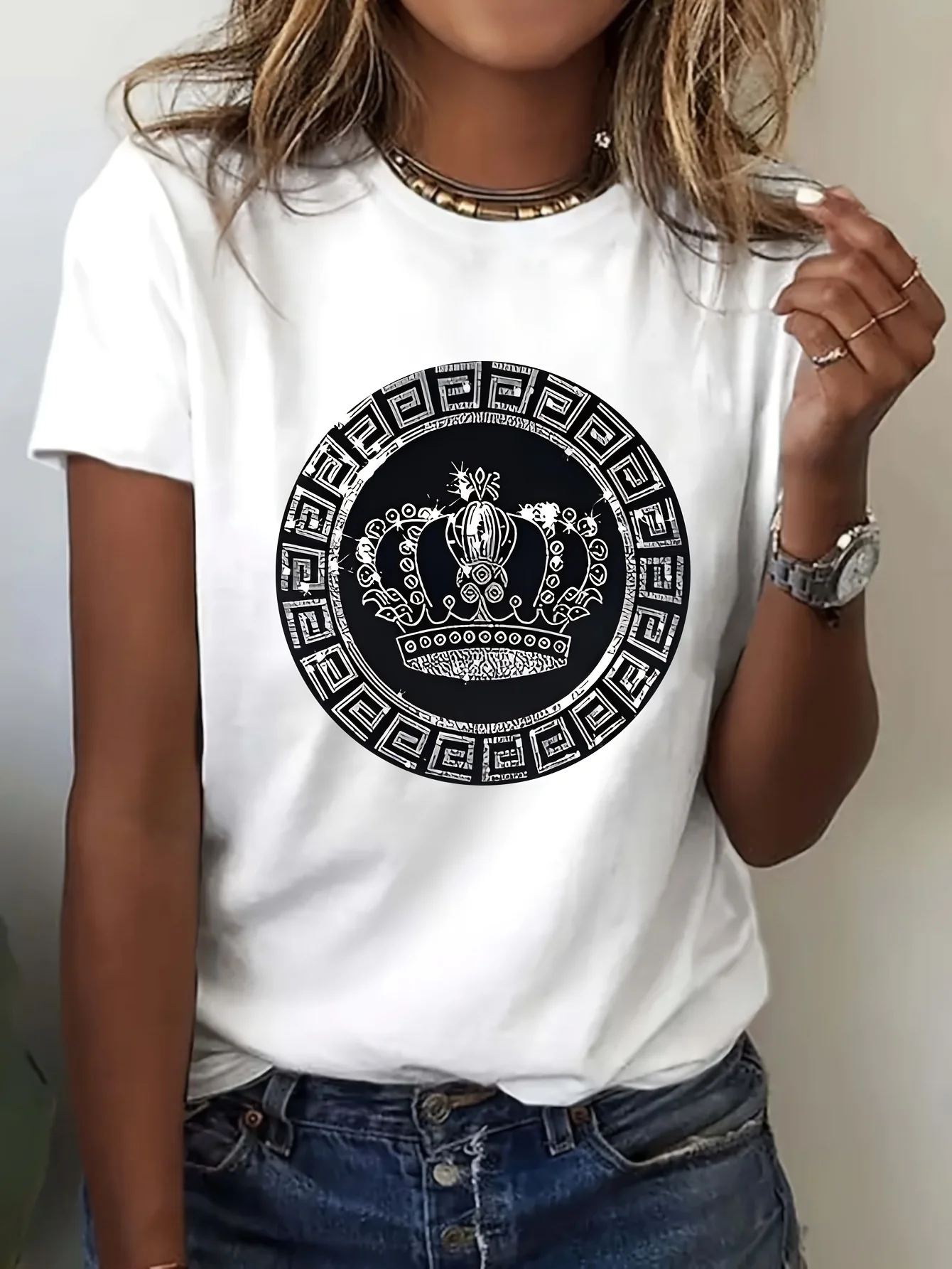 Design Sleeve Round Neck Allseason Casual  Detailed Print Women'S Casual Summer T-Shirt with Crown & Greek Key Print