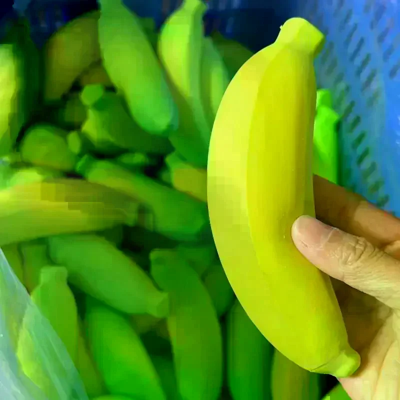 /GJ/Change Squeeze Banana Slow Rebound Reusable Stress Reliever Simulation Banana Anti-Anxiety Fruit Squeeze Color