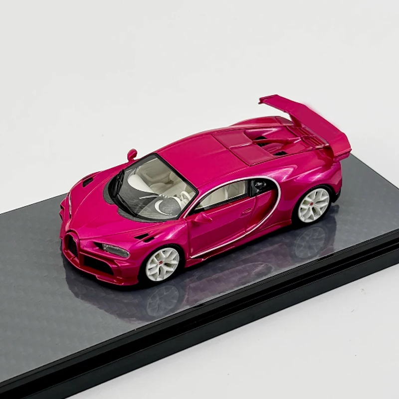 

1:64 Scale Bugatti Chiron CRL Pink Replica Resin Toy Car Model Classic Collection Ornament Decoration Gift