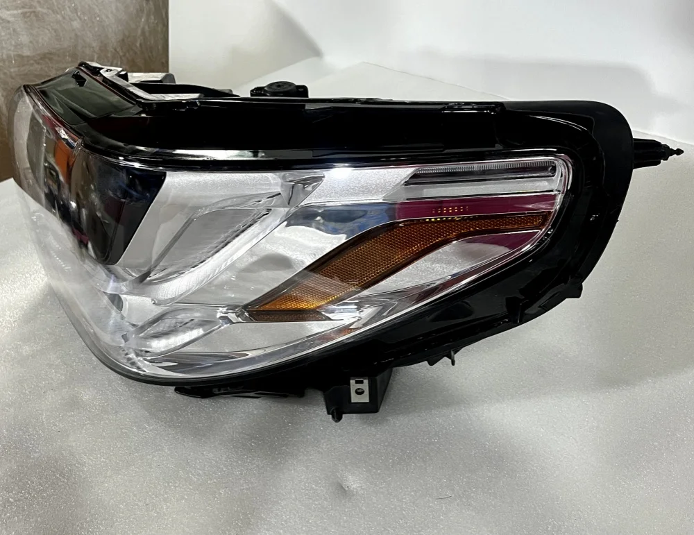 Wholesale High Quality Long-Life Durable 12V White LED Car Front Headlight for Ferrari CALIFORNIA for Applicable Vehicles