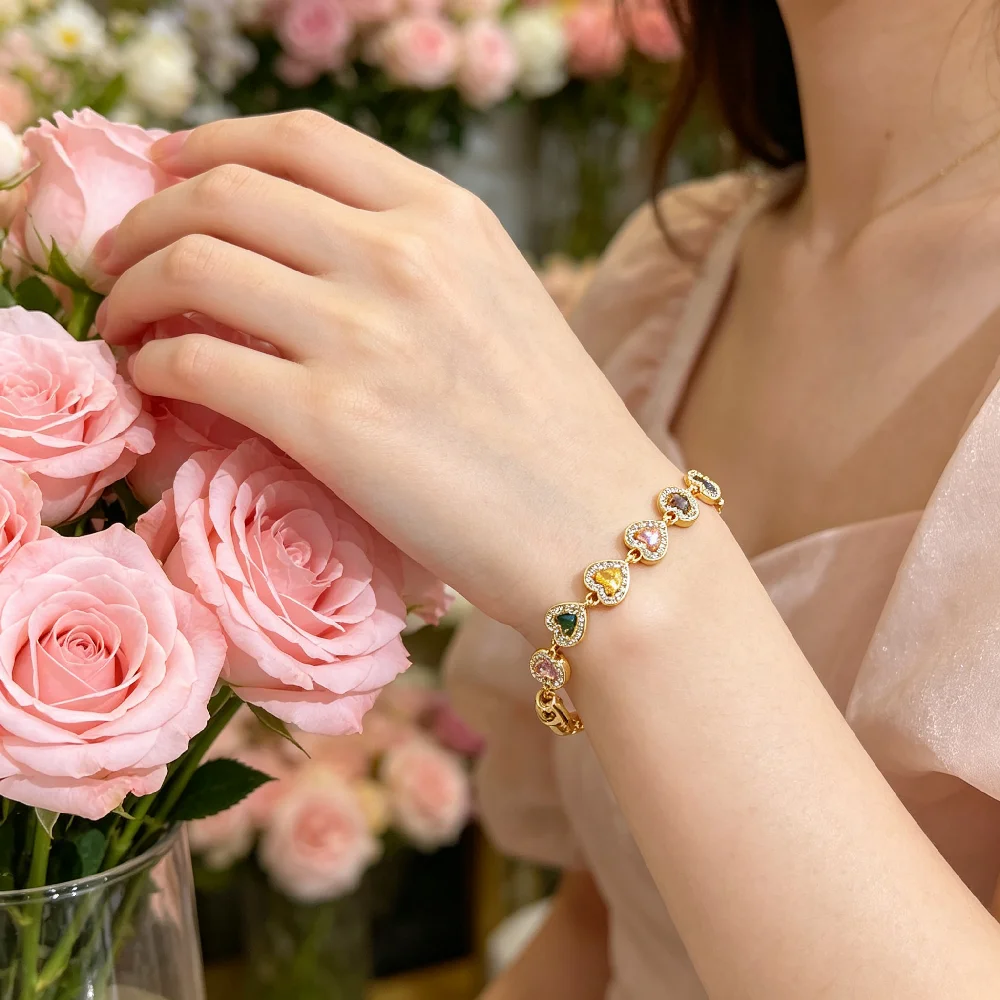 Greatera Damenarmband aus Kupfer mit Herzanhänger, zierliche, farbenfrohe Zirkon-Handkette, Party, klassisch, romantisch, wasserdichter Schmuck – Detail 3