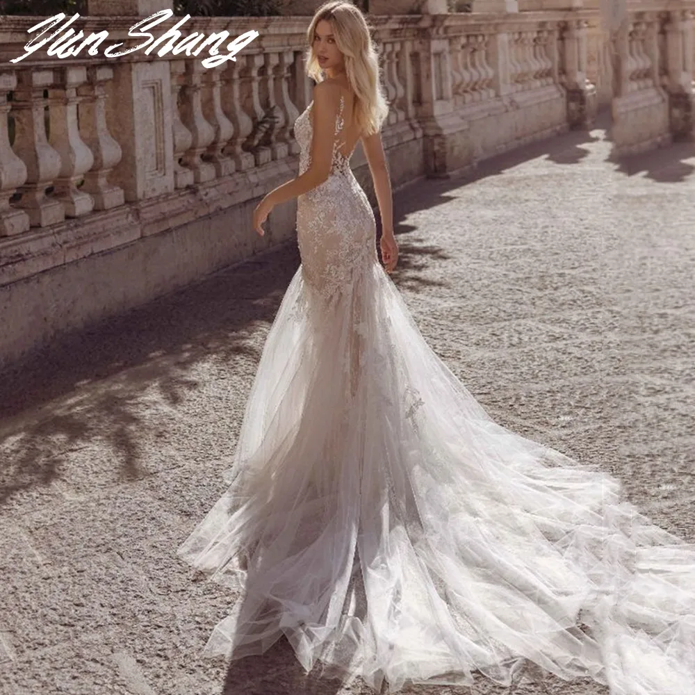 YunShang Spaghetti Straps abito da sposa profondo scollo a v senza maniche Sexy sirena abito da sposa Appliques di pizzo Backless Vestidos De Noiva