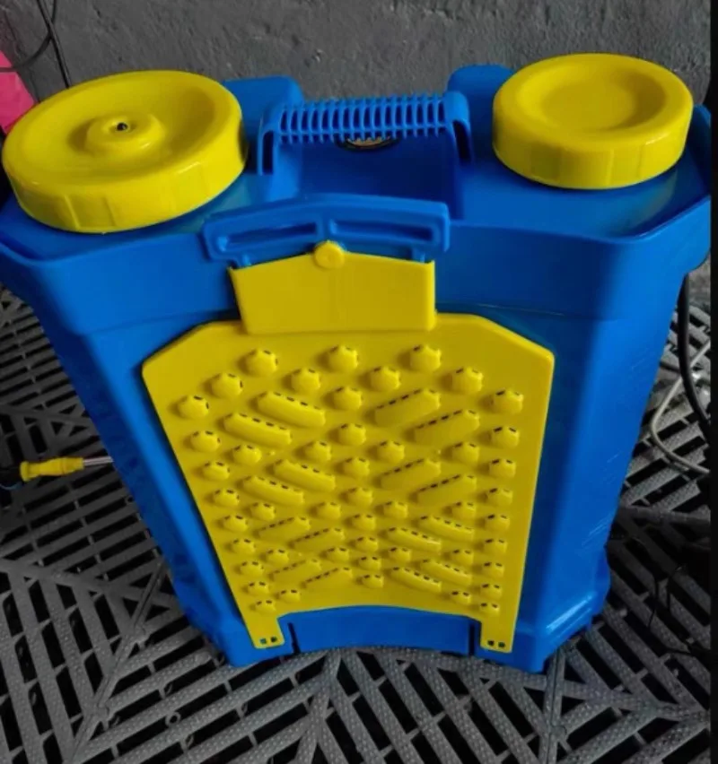 super-spruzzatore-elettrico-agricolo-potente-spruzzatore-ricaricabile-agricolo-tipo-zaino
