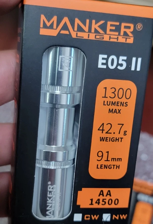 Lanterna com bateria EDC Manker E05-ll 14500