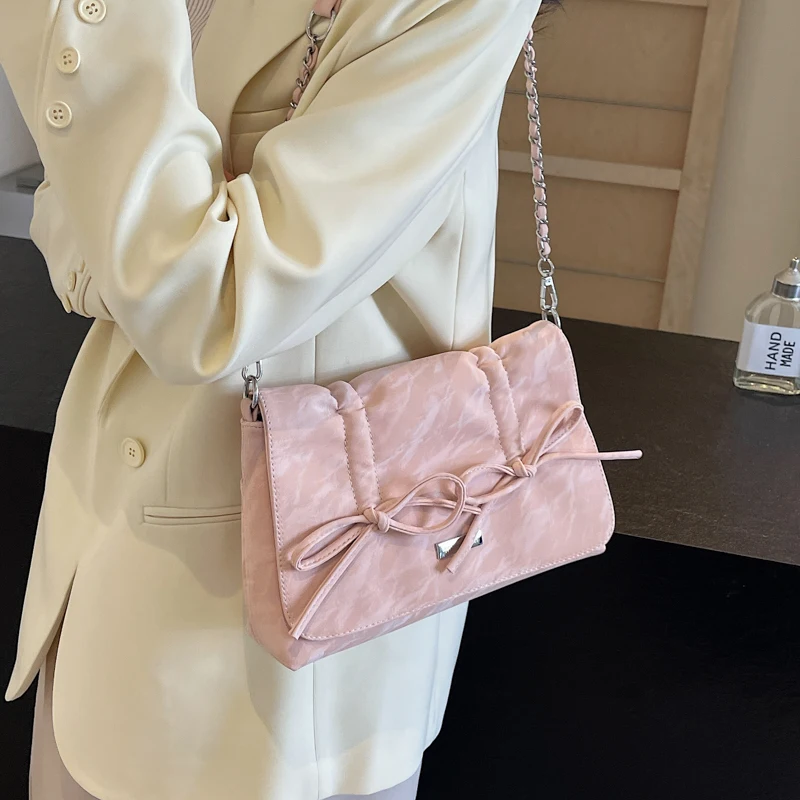 LEFTSIDE Bow Sweet Small Crossbody Bags for Women 2024 New Trend Fashion PU Leather Shoulder Bag Female Y2K Chain Sweet Handbags