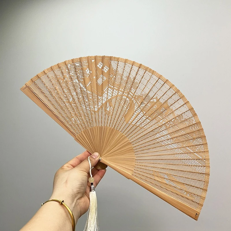Chinese Hollow Carved Bamboo Foldable Fan 7 Inch Premium Art Craft Exquisite Hand Fan Wedding Festival Gift Souvenir