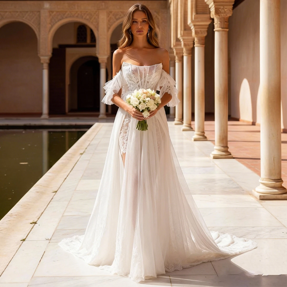 

Luxury Tulle Appliques Lace Wedding Dress For Bride Long Off Shoulder Bridal Gown With Slit Strapless Ball Gown Vestidos Novia