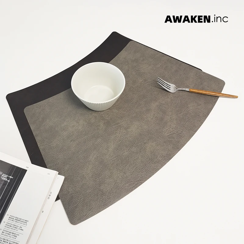 

Round Table Placemat, Heat Insulation Mat, Waterproof and Oilproof Table Mat, Washed Leather Coaster, Fan Shaped, 2Pcs