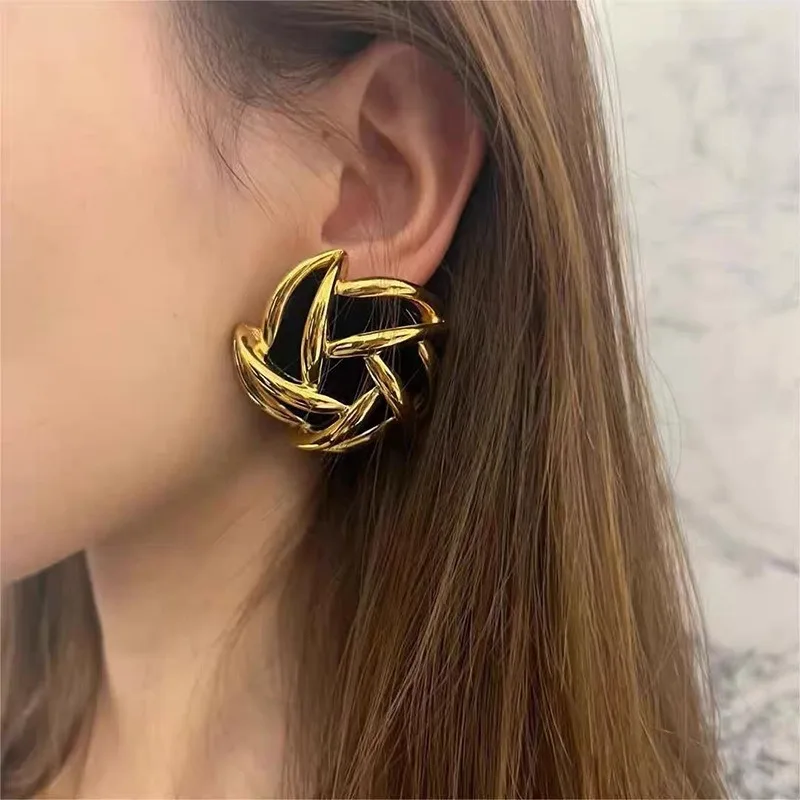 2025 Hot Sale Charms French Retro Light Luxury Fashion Round Whirl Flocking Flower Earrings Personality Temperament Female cute