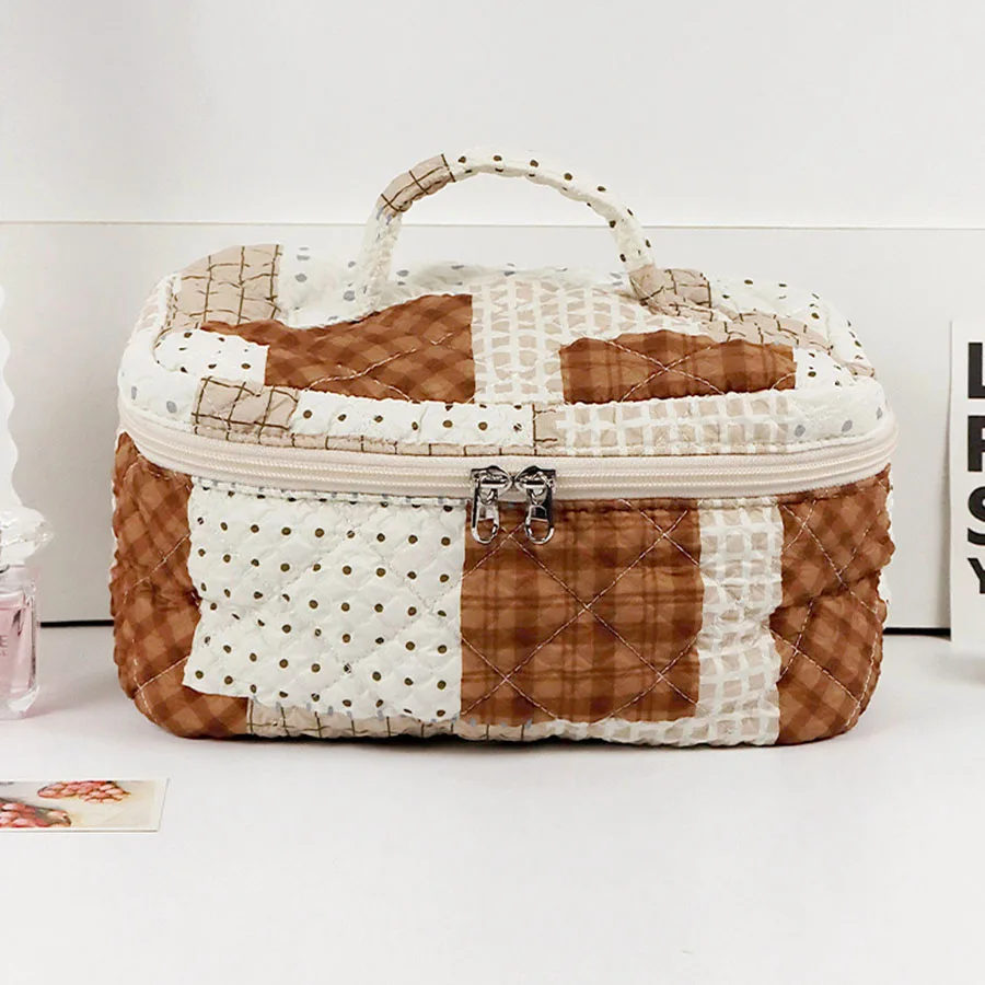 Cute Cartoon Women's Cosmetic Bags Large Capacity Travel Ladies Makeup Case Wash Storage Bag Portable Female Quilted Handbags
