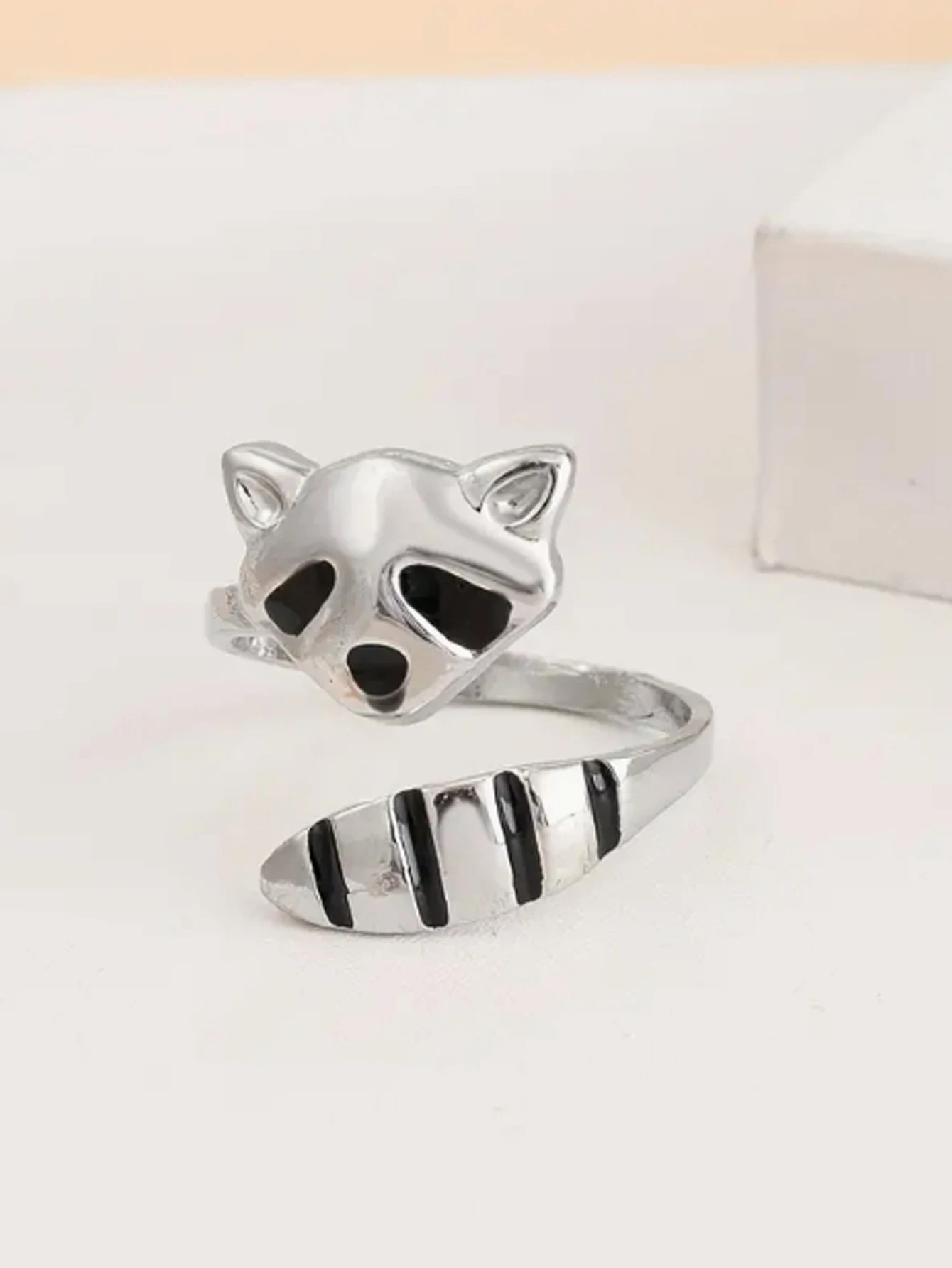 Vintage Raccoon Animal Design Open Ring Silver Plated Hand Jewelry For Women Girls Teen