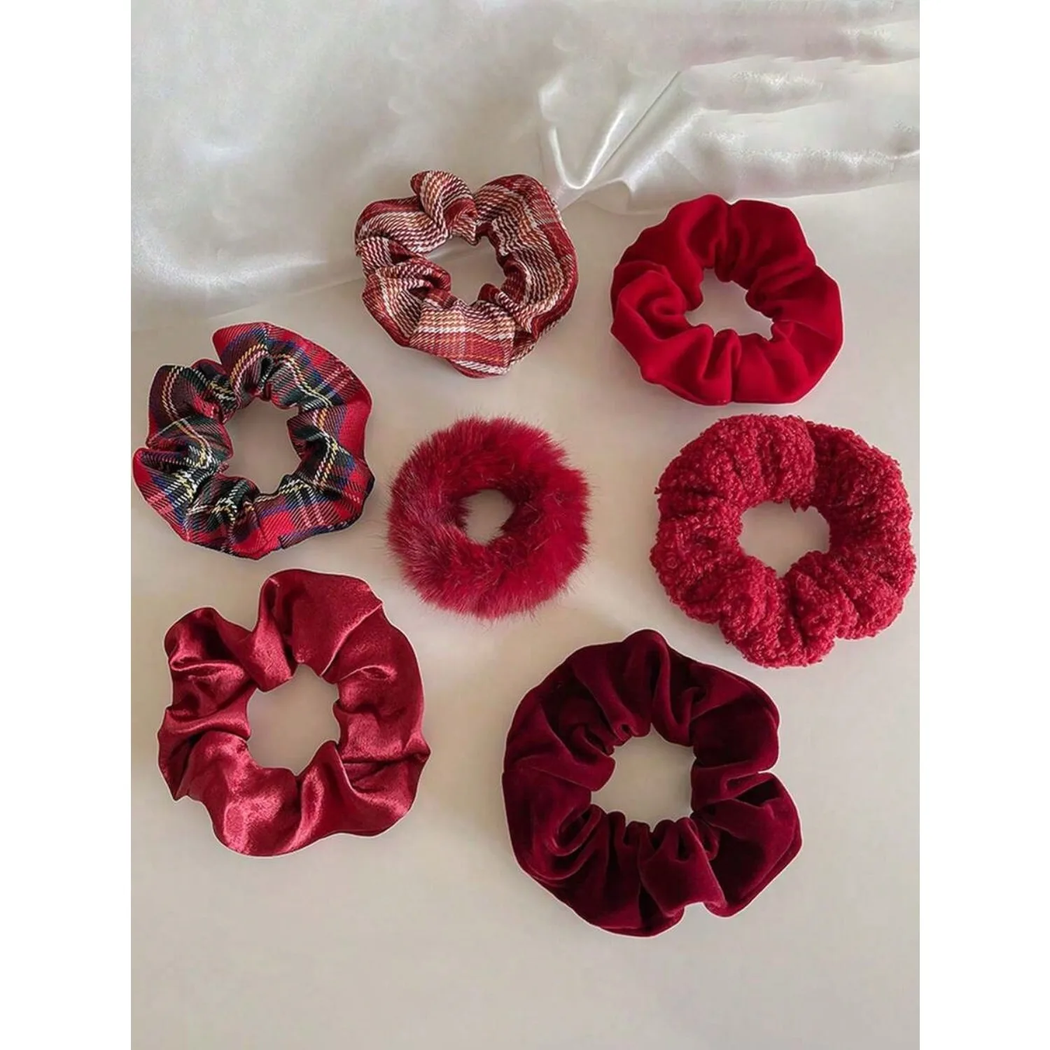

9pcs Ladies Autumn And Winter Jade Rabbit Plush Plush Solid Color Thick Simple Solid Color Hair Scrunchies Rope Fashionable And Versatile Cute Elegant Hair Accessories Suitable Daily Outings Tying Hair Ponytail Makeup Matching Clothes Use Accessories Head