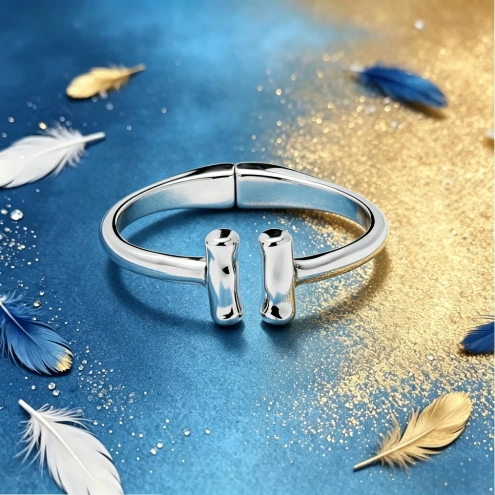 

2026 New Spain S925 Silver Fashion Geometric Bracelet, European and American Style Boutique Jewelry