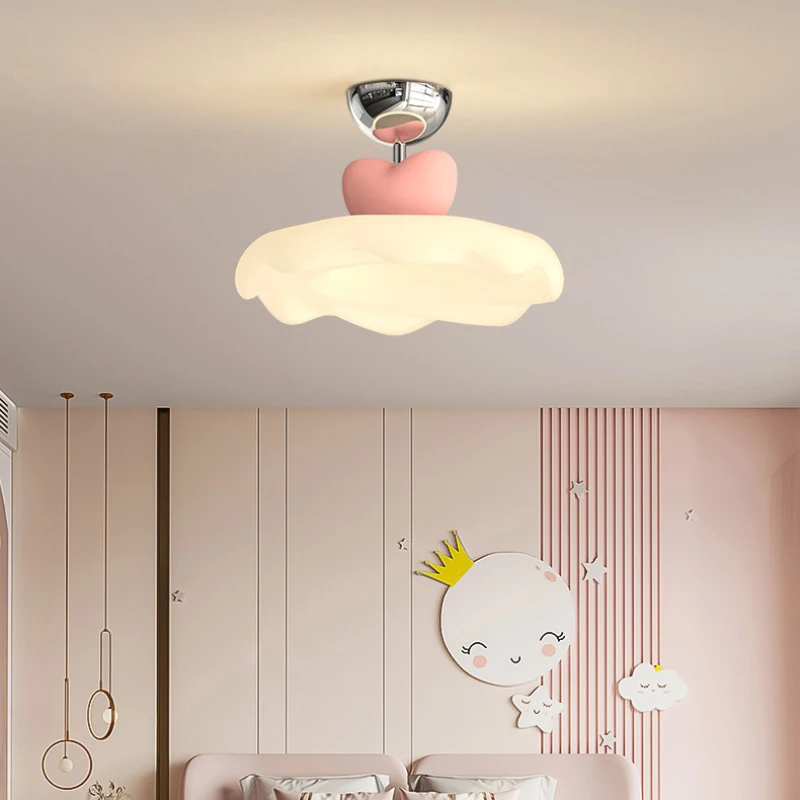 Cream Style Children's Room Ceiling Lights LED Love Heart Shape Cloud Lamp Romantic Warm Baby Room Girl Bedroom Ceiling Lamps