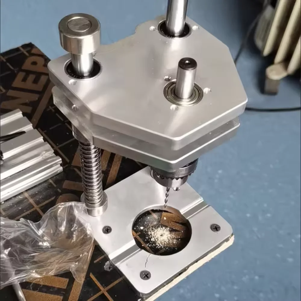 

Hand drill profile vertical punching auxiliary bracket / aluminum profile woodworking vertical punch table drill bracket