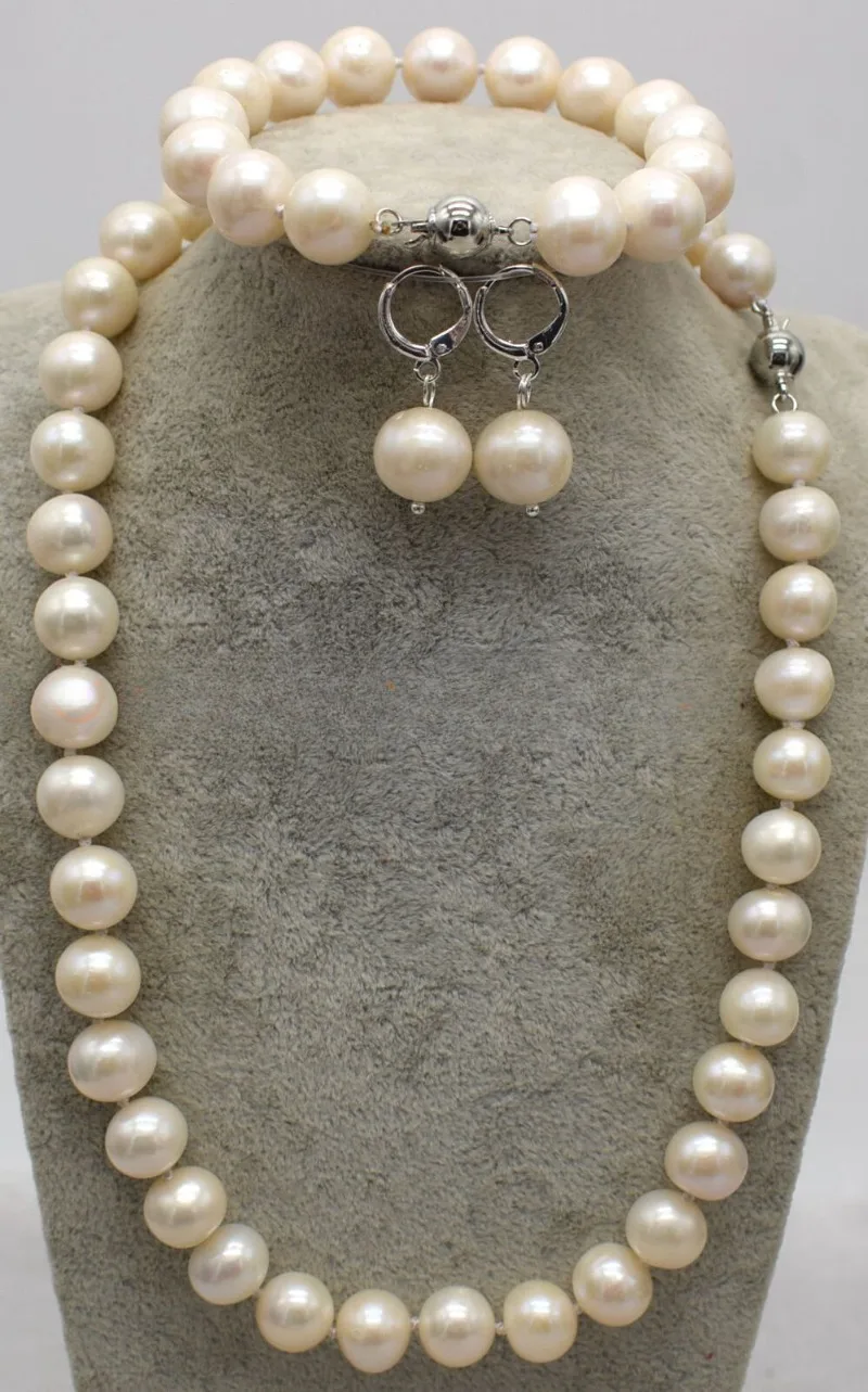 

Real 7-8/8-9/9-10mm White Cultured Pearl Necklace Bracelet Earrings 18/7.5