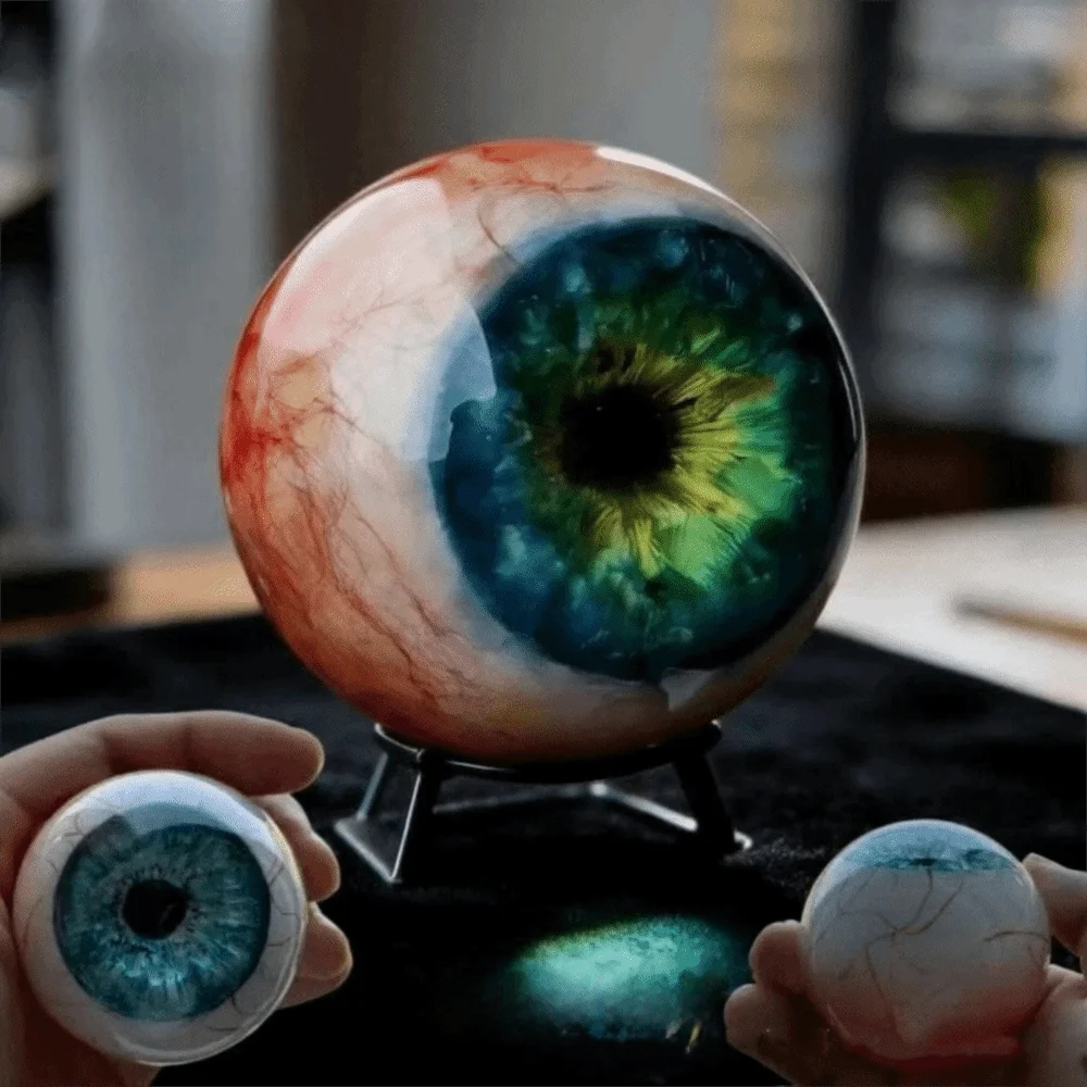 Unique Hyper-Realistic Eyeball Ornament 3D Resin Halloween Sculpture with Base Multicolor Desktop Decor Figurine Gothic Decor