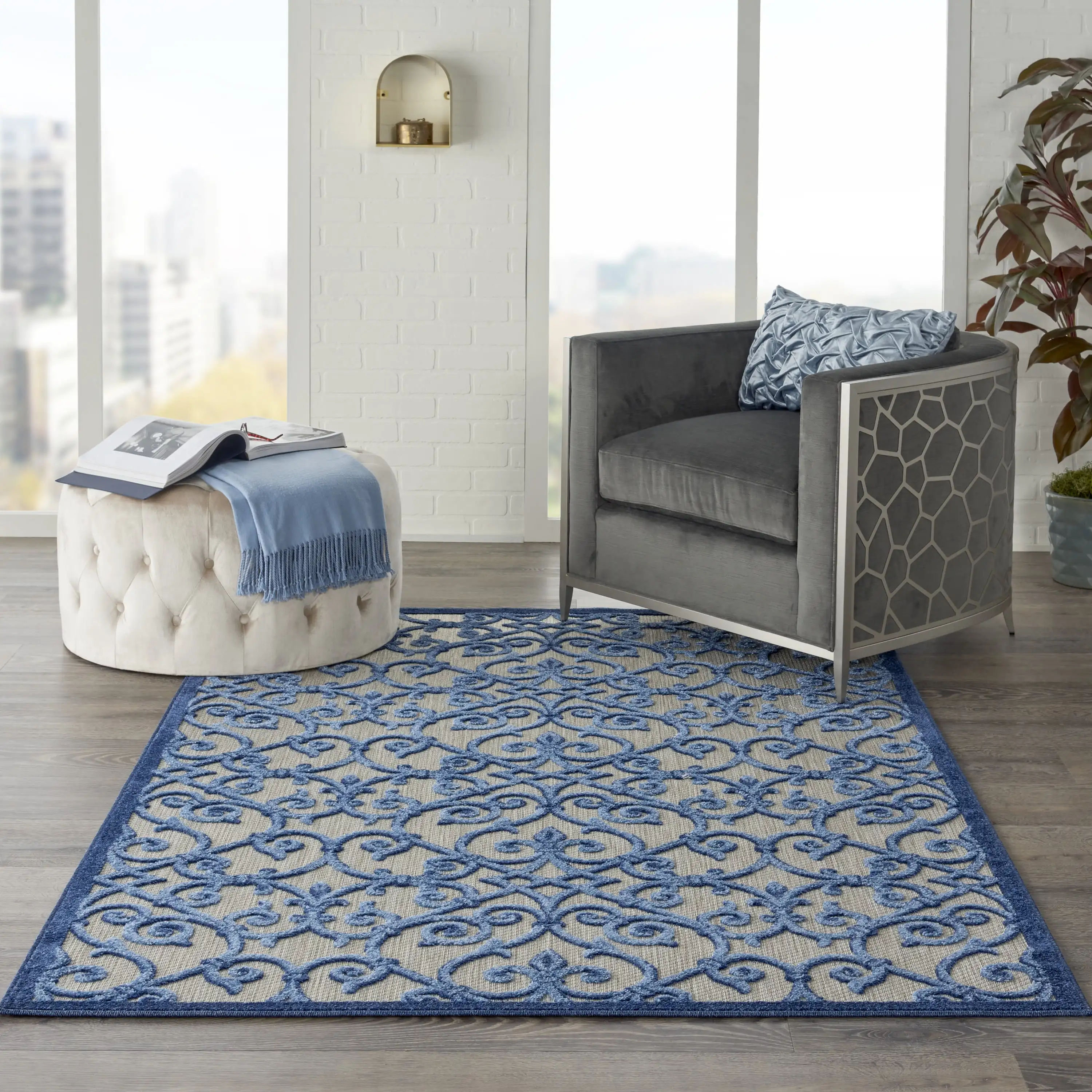 

Aloha Indoor/Outdoor Grey/Blue 3'6 x 5'6 Area Rug, (4x6)