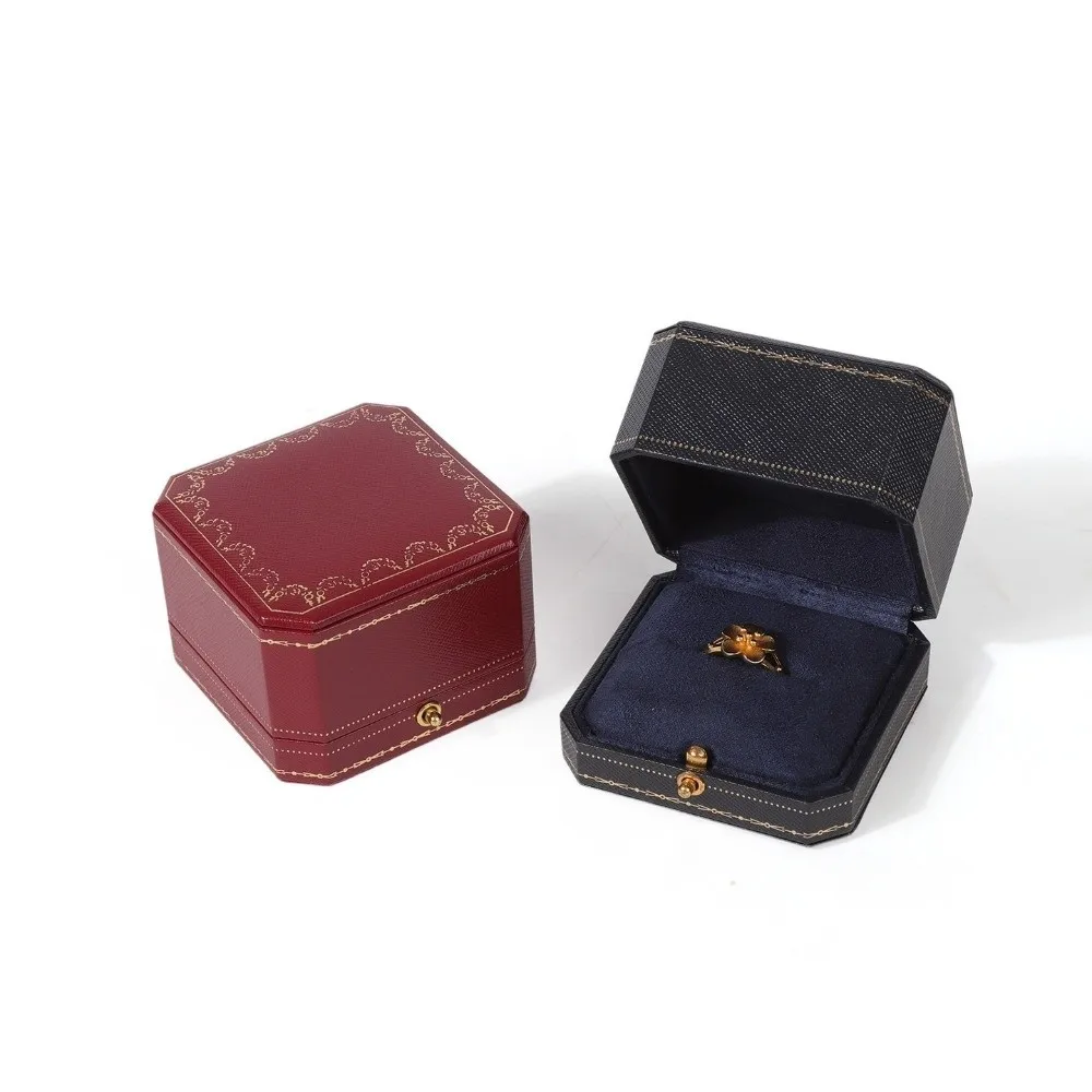Elegant Leather Ring Box Ring Display Retro Pattern Jewelry Box Ring Gift Box Gift