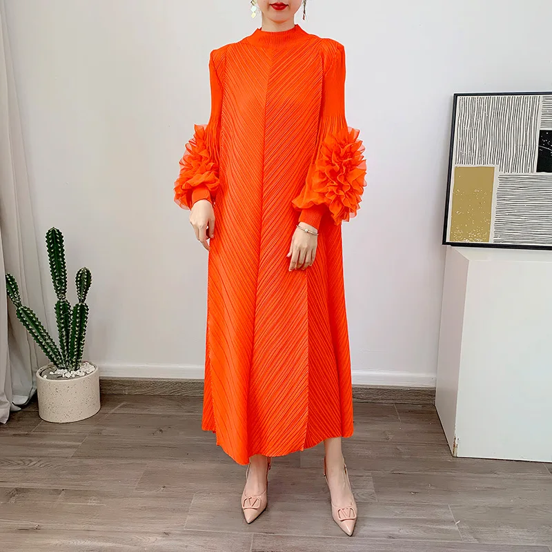 GGHK Miyake High-quality Solid Color Pleated Dress Round Neck Long-sleeved Big Yards Loose Thin A-line Dress 2024 Spring New