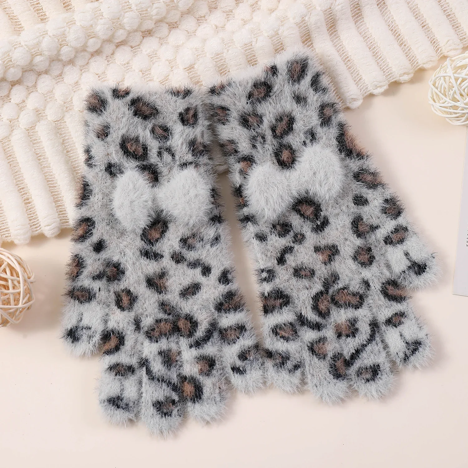 الخريف والشتاء قفازات دافئة المرأة لطيف موضة القوس ليوبارد نمط قفازات الاصبع الباردة واقية قفازات محبوكة دافئة
