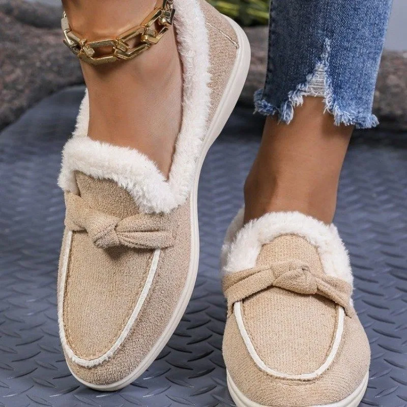 

New Thick-soled, Fleece and Thickened Warm Women's European and American Style Plus-size Cotton Shoes for 2025 Winter，36-43