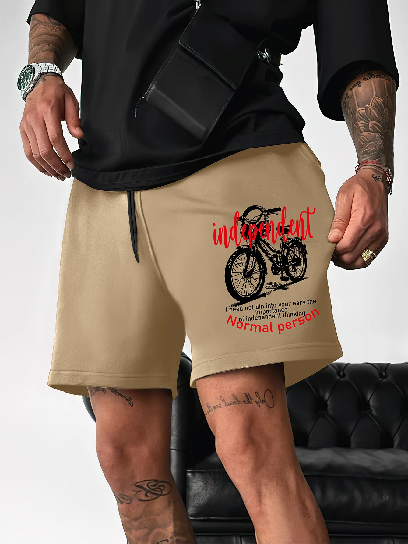 

Men Casual Streetwear Shorts "Independent Normal Person" Bicycle Print Elastic Waist Drawstring Beach Shorts With Pockets