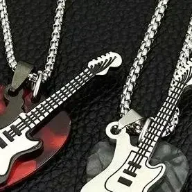 Hip-hop Guitar Pick Pendant Necklace Punk Titanium Steel Guitar Chain Choker Trendy Vintage Electric Guitar Sweater Chain Boys