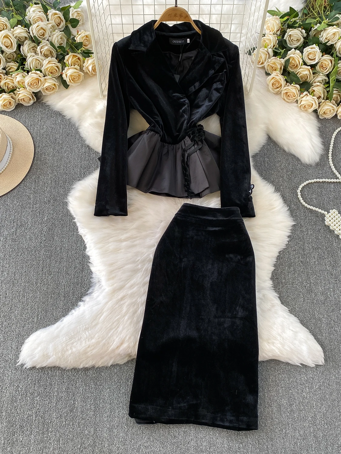 

Ele Velvet And Satin Patchwork Long Sve Slimming Coat And Skirt Set with Puff Collar for Women Faionable Busin Wear