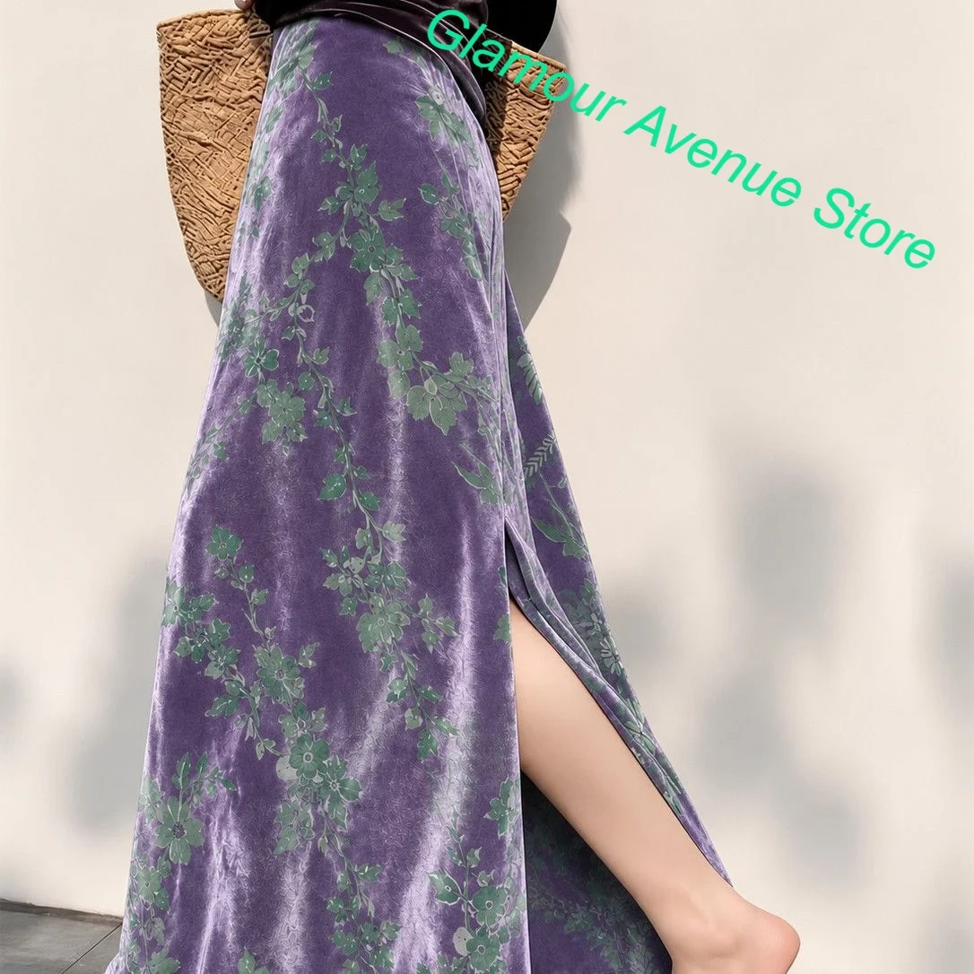 Chinese Temperament Purple Rattan Velvet Beautiful Skirt Female Autumn and Winter Fashion Retro High Waist Split Printed Skirt.