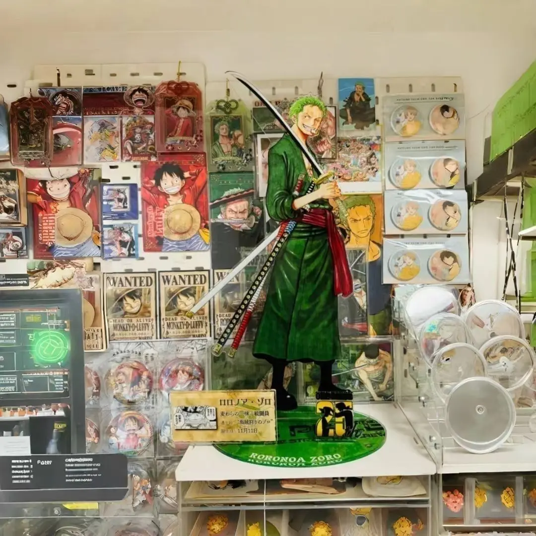 

One Piece Zoro Fashion Show Standee Cute Acrylic Desk Decoration Fun Gift for Friends Interesting Toy Ornament DIY