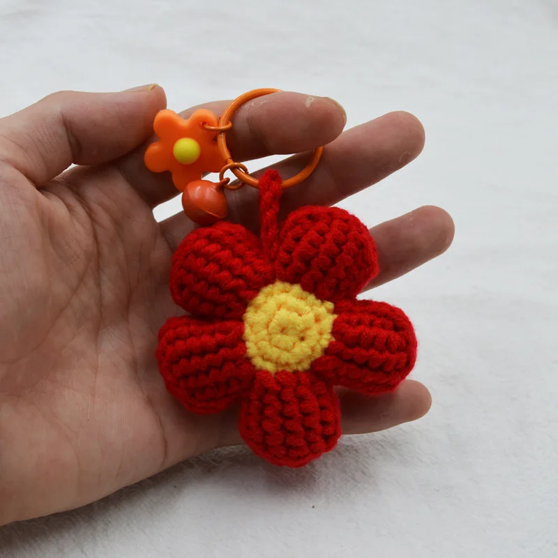 Groothandel handgemaakte gehaakte pop pluche knuffel kleine rode bloem hanger haaknaald handgemaakte garen weven Afghaanse bloem