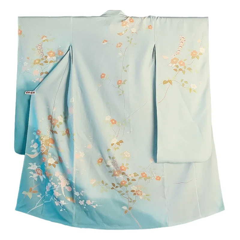 女性の日本の伝統的な袖の長い着物美しい緑色の古典的な浴衣パフォーマンスドレスコスプレ衣装写真着用